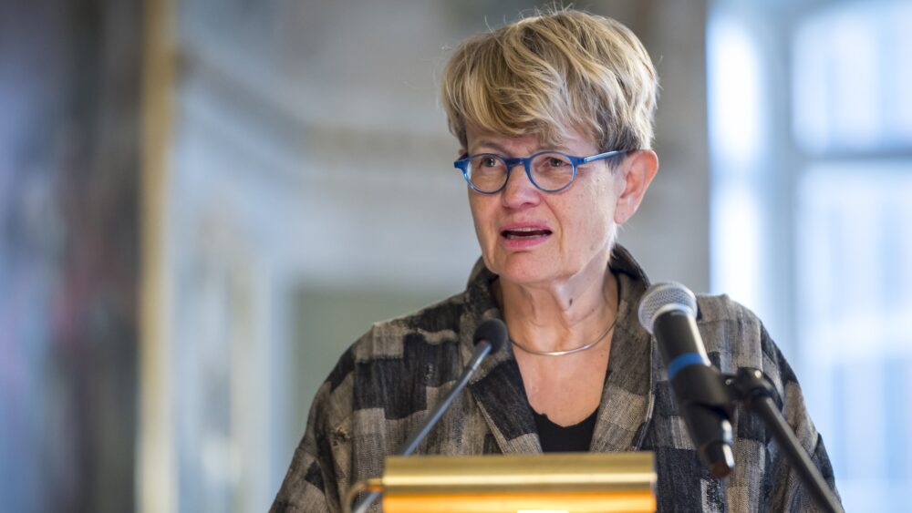 Foto von Susanne Baer bei der Lübecker Verfassungsrede am 23.5.2025